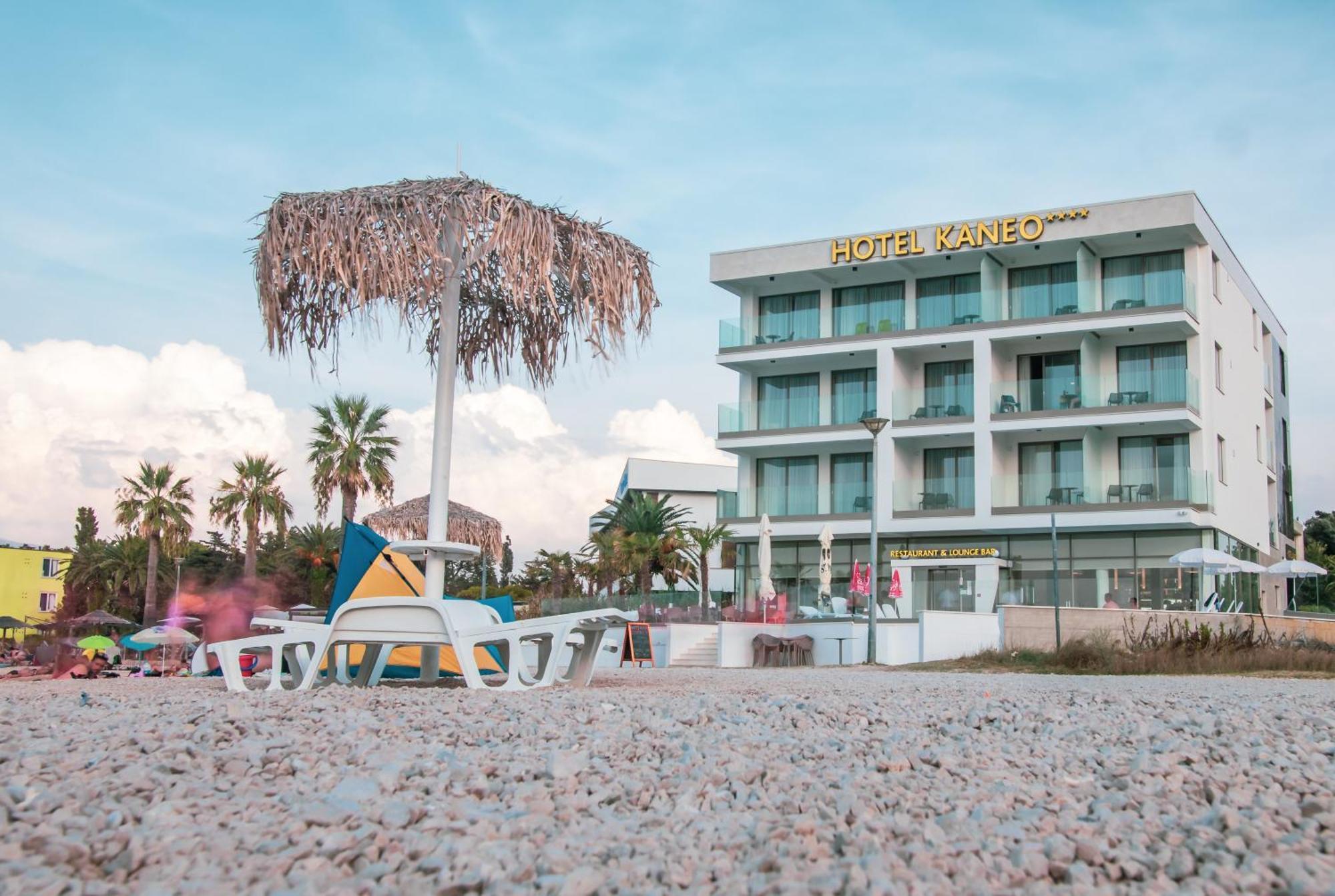 Hotel Kaneo Novalja Exterior foto